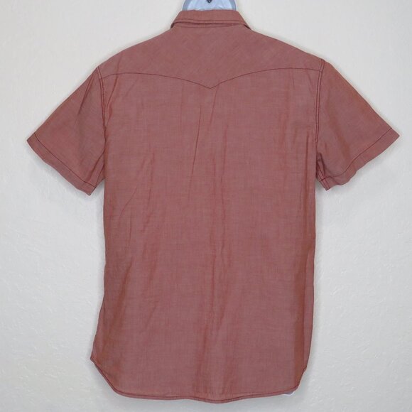 Levi's* Men's Short Sleeve Snap Down Curved Hem Double Pocket Shirt~ Size Large - Picture 2 of 11